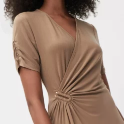 Joseph Ribkoff Crista Dress 232120 9 Joseph Ribkoff Crista Dress 232120 -Jurken Verkoopwinkel Cristadress232120 Tigerseye 4 scaled