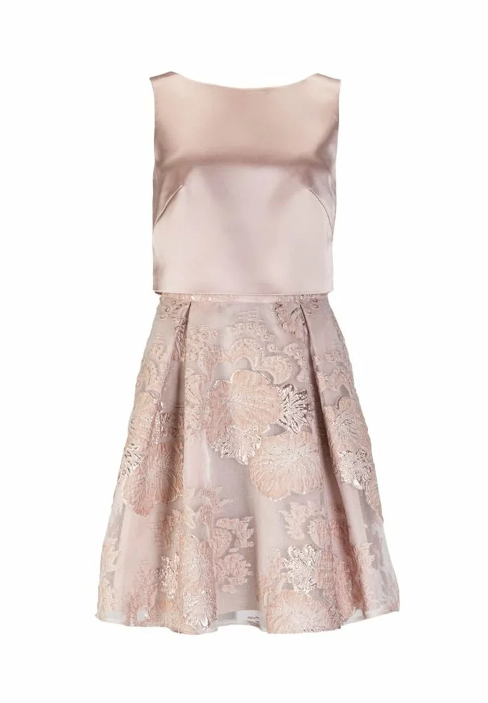 SWING A-lijn Jurk Met Organza Rok 3 SWING A-lijn Jurk Met Organza Rok